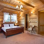 Gorska Z Sauna Chalet *
